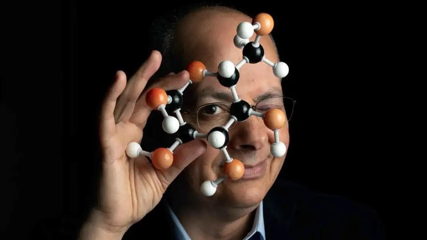 Nobel ödüllü kimyagerden su krizine devrimsel çözüm: Havadan içme suyu üretiyor