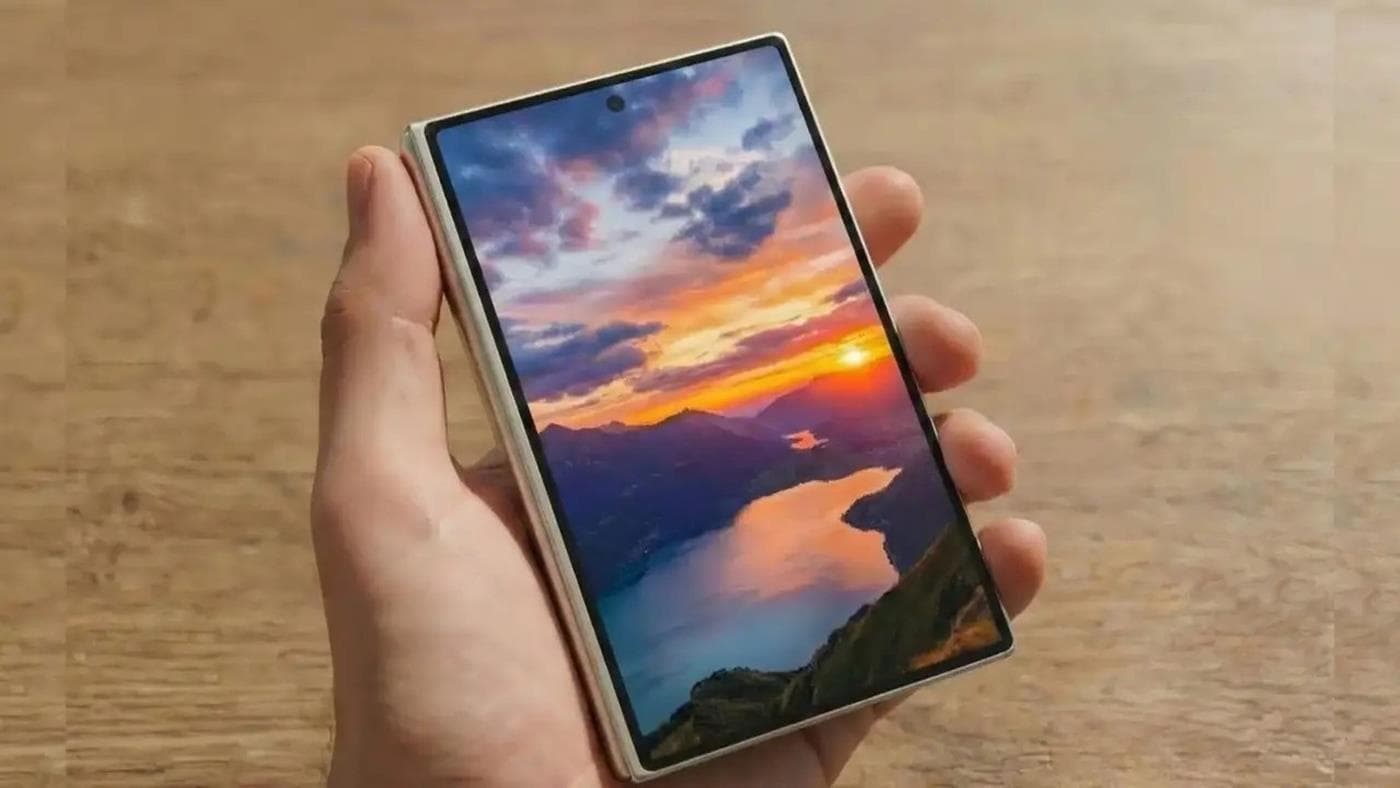 Geniş ekranlı Samsung Galaxy Z Fold Wide'ın boyutları ortaya çıktı